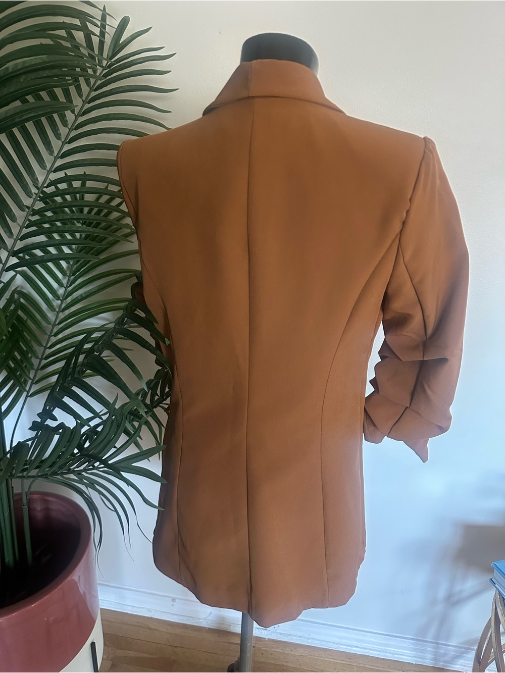 Women's Open-Front Rust Blazer Jacket - Picture 3 of 5